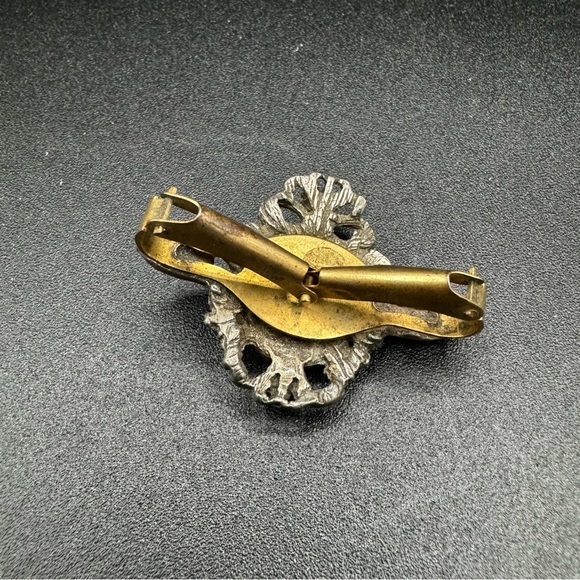 Very Old Vintage Carved Shell Cameo Scarf Clip - Picture 4 of 15